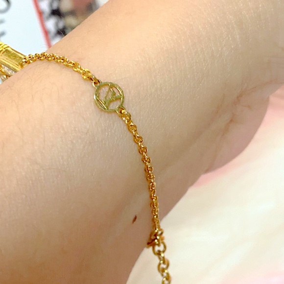 Louis Vuitton Essential V Gold Tone Bracelet - Picture 6 of 13